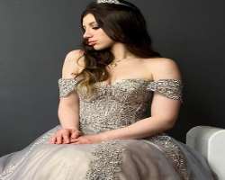 She promotes several things like Isabella Boutique and Naty Pro makeup through different social media platforms.